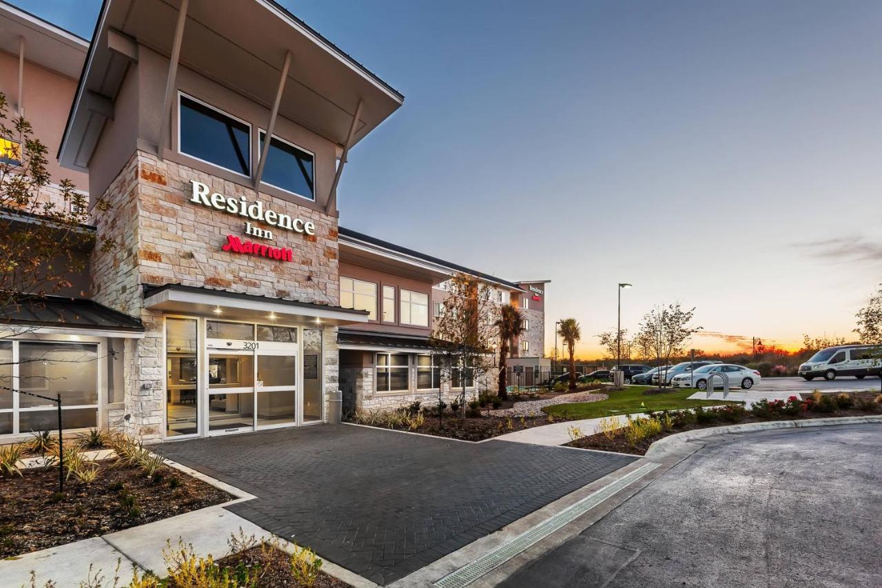 Residence Inn By Marriott Austin Airport Exterior photo