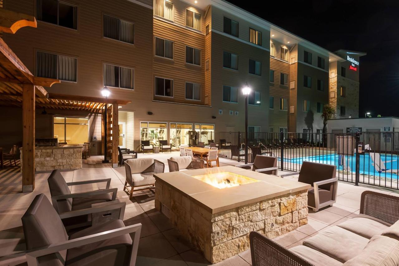 Residence Inn By Marriott Austin Airport Exterior photo