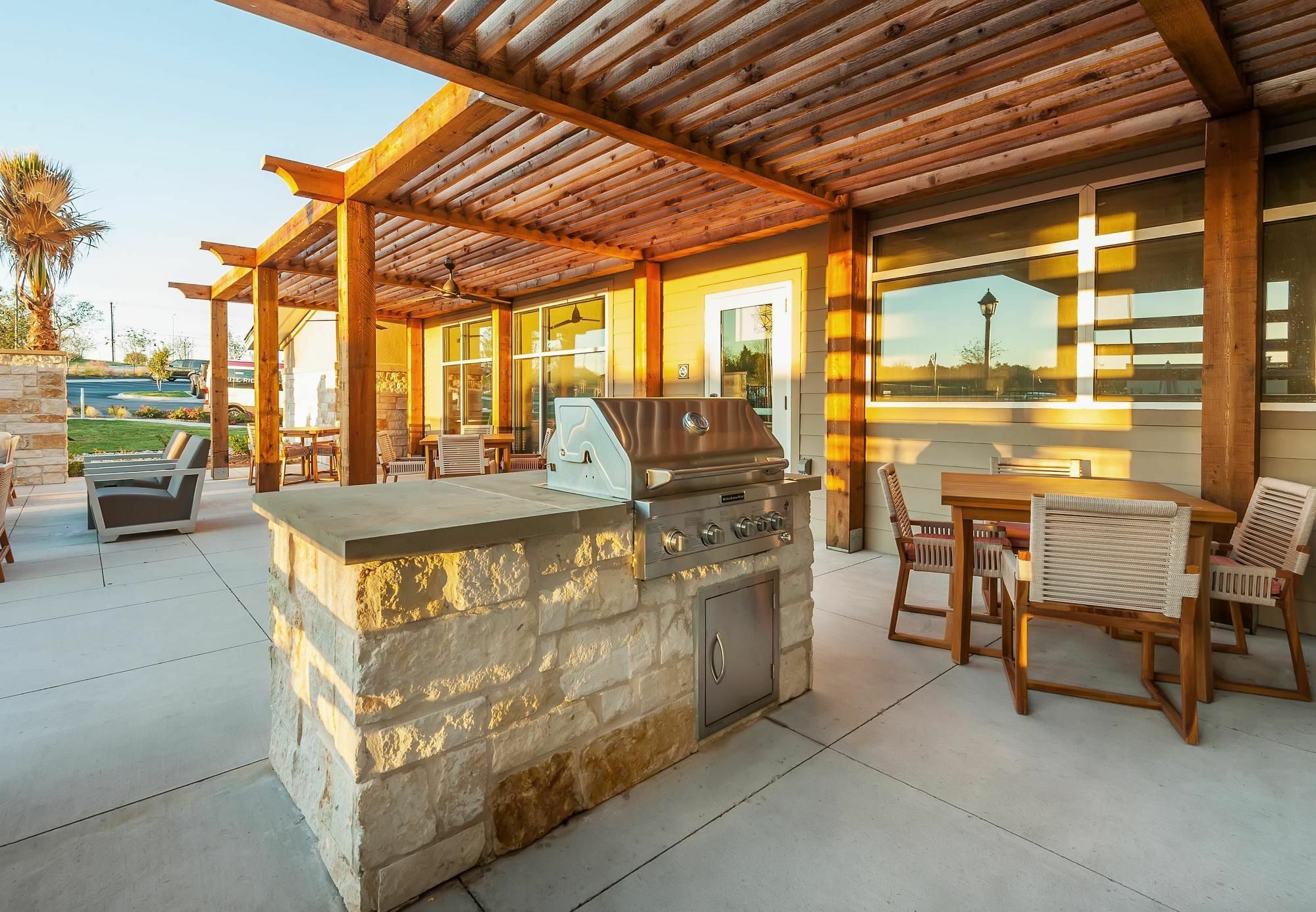 Residence Inn By Marriott Austin Airport Exterior photo
